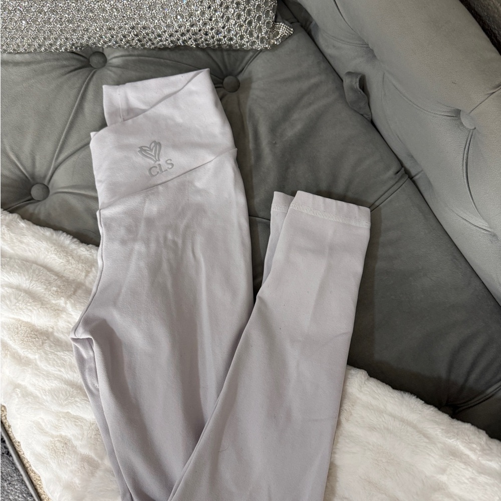 CLS Scrunch Butt Leggings